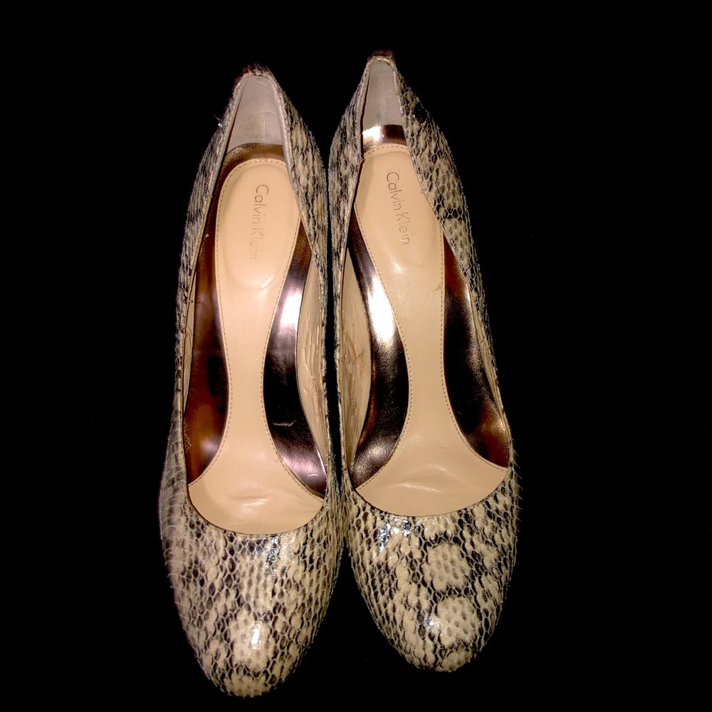 Calvin Klein Lana snake heels. Cream/ white colored. Size 11.